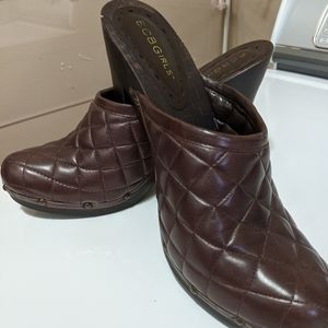 Brown quilted clogs